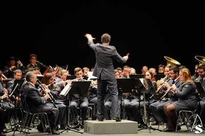 concierto cruz roja